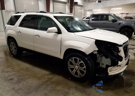 2015 GMC Acadia Slt-2 z USA, uszkodzony, nr VIN 1GKKRSKD1FJ294848